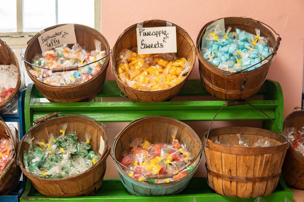 Mortimer's Candy Kitchen2